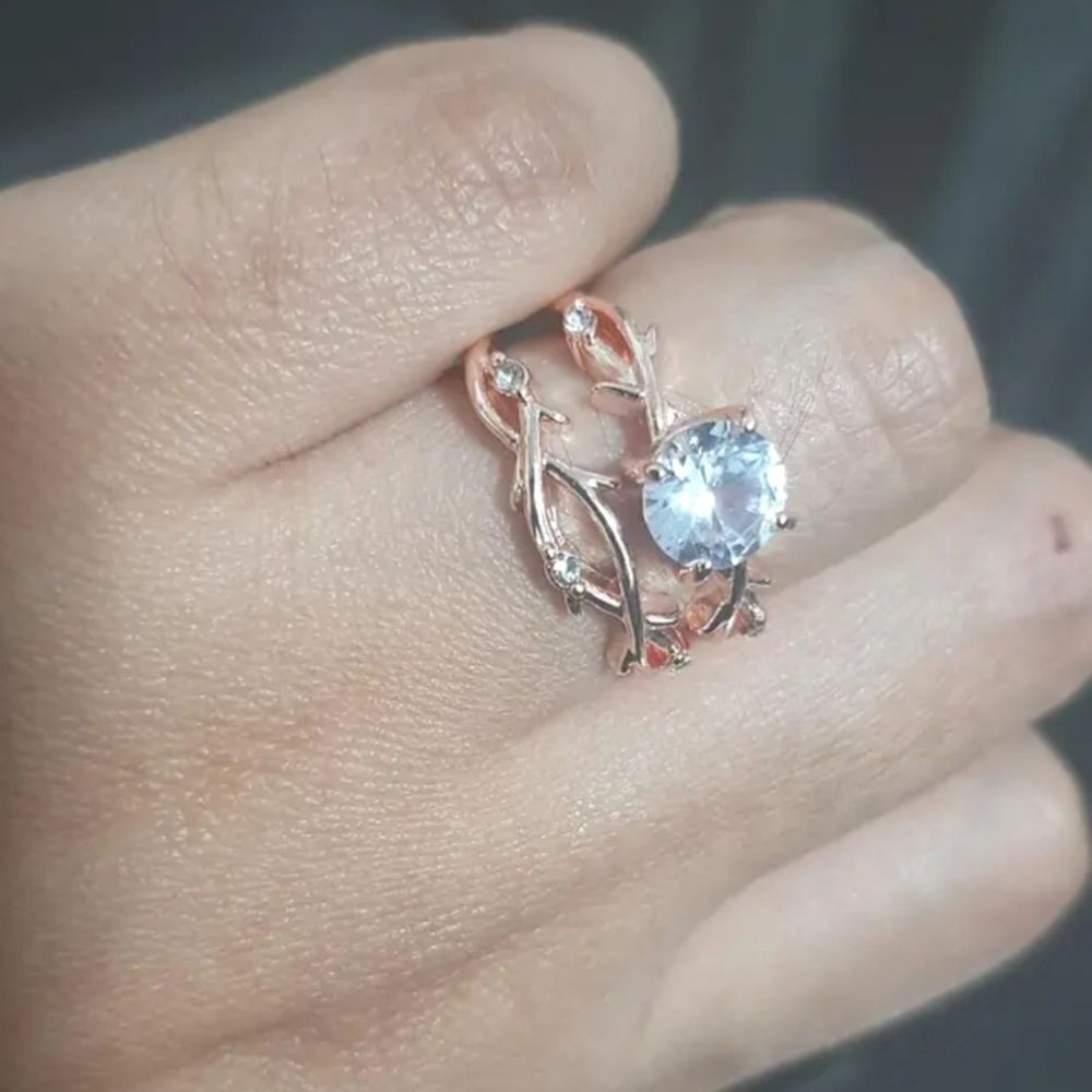 Ladies Elegant rose golden Lab Created Diamonds Wedding Ring sz 7